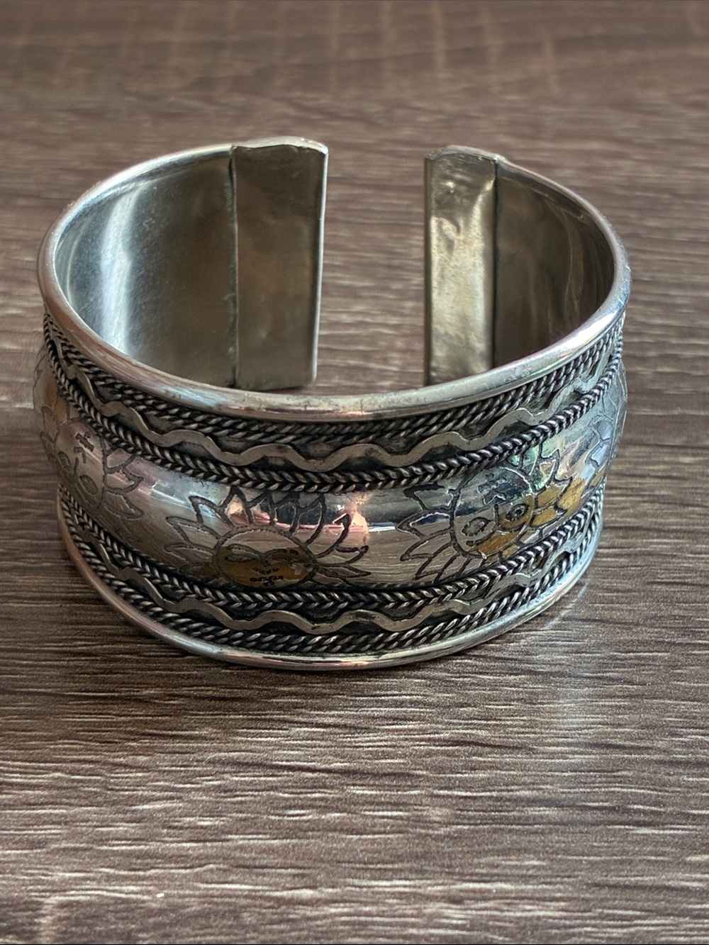 Y2K Metal Sunshine Cuff Bracelet -